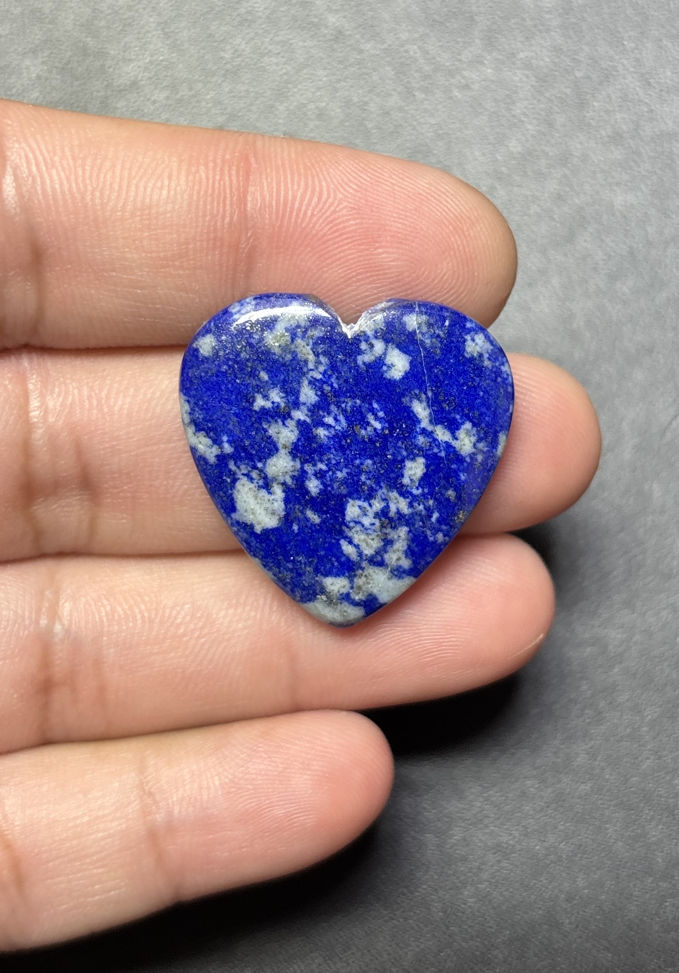 28mm Lapis Lazuli Heart Statement Stone
