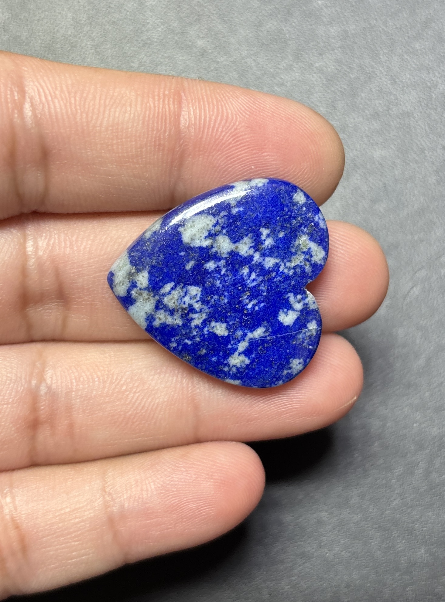 28mm Lapis Lazuli Heart Statement Stone - Image 2