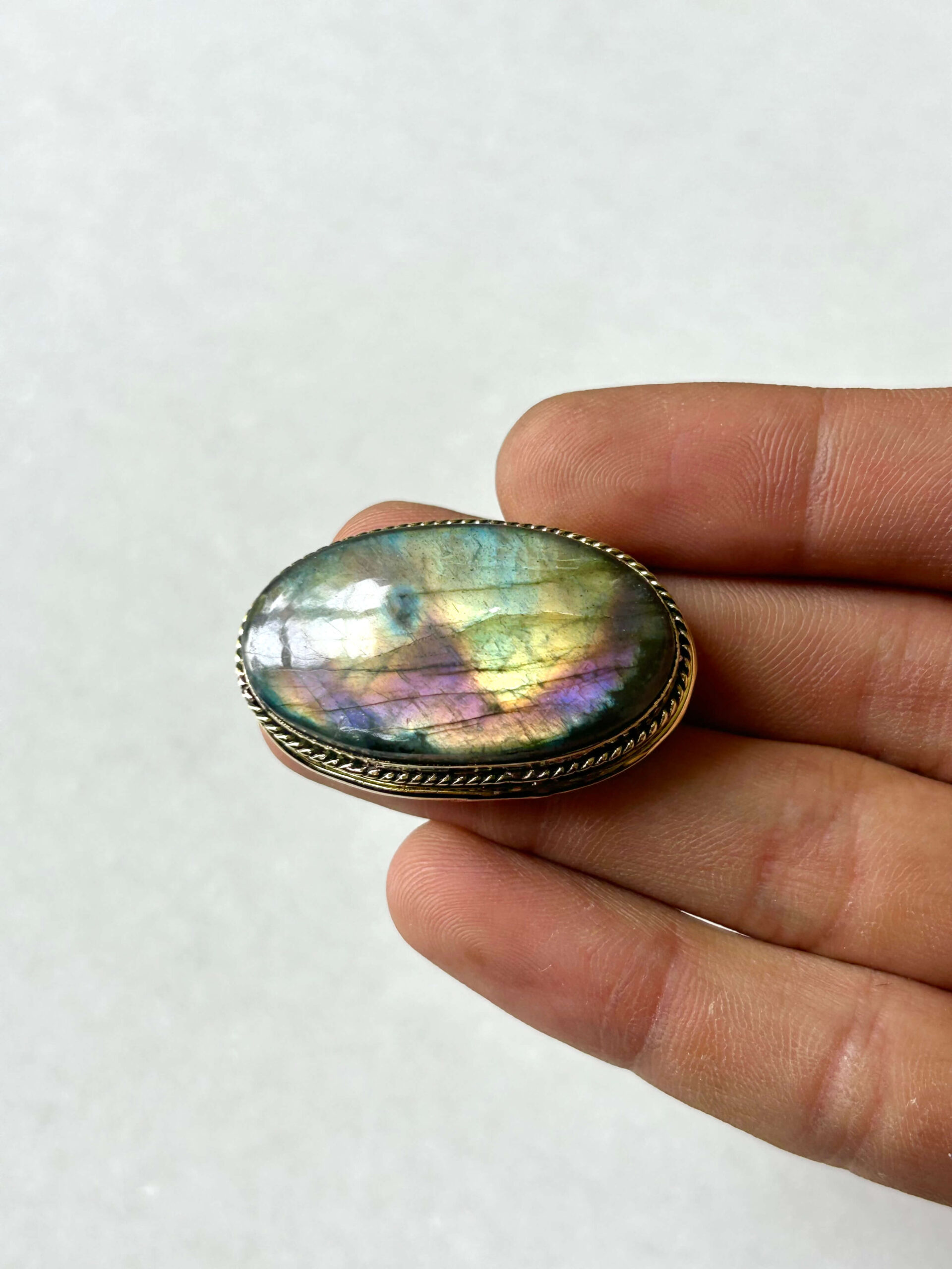 Purple Labradorite Grooved Stone – 38X23mm