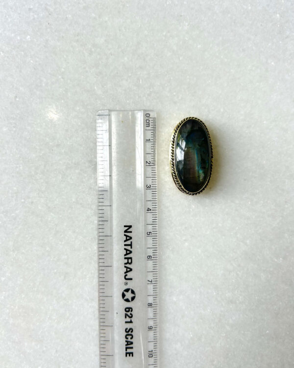 Purple Labradorite Grooved Stone – 32X17mm
