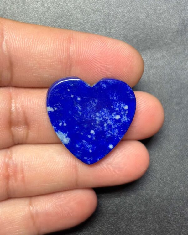 27mm Natural Lapis Lazuli Heart Stone