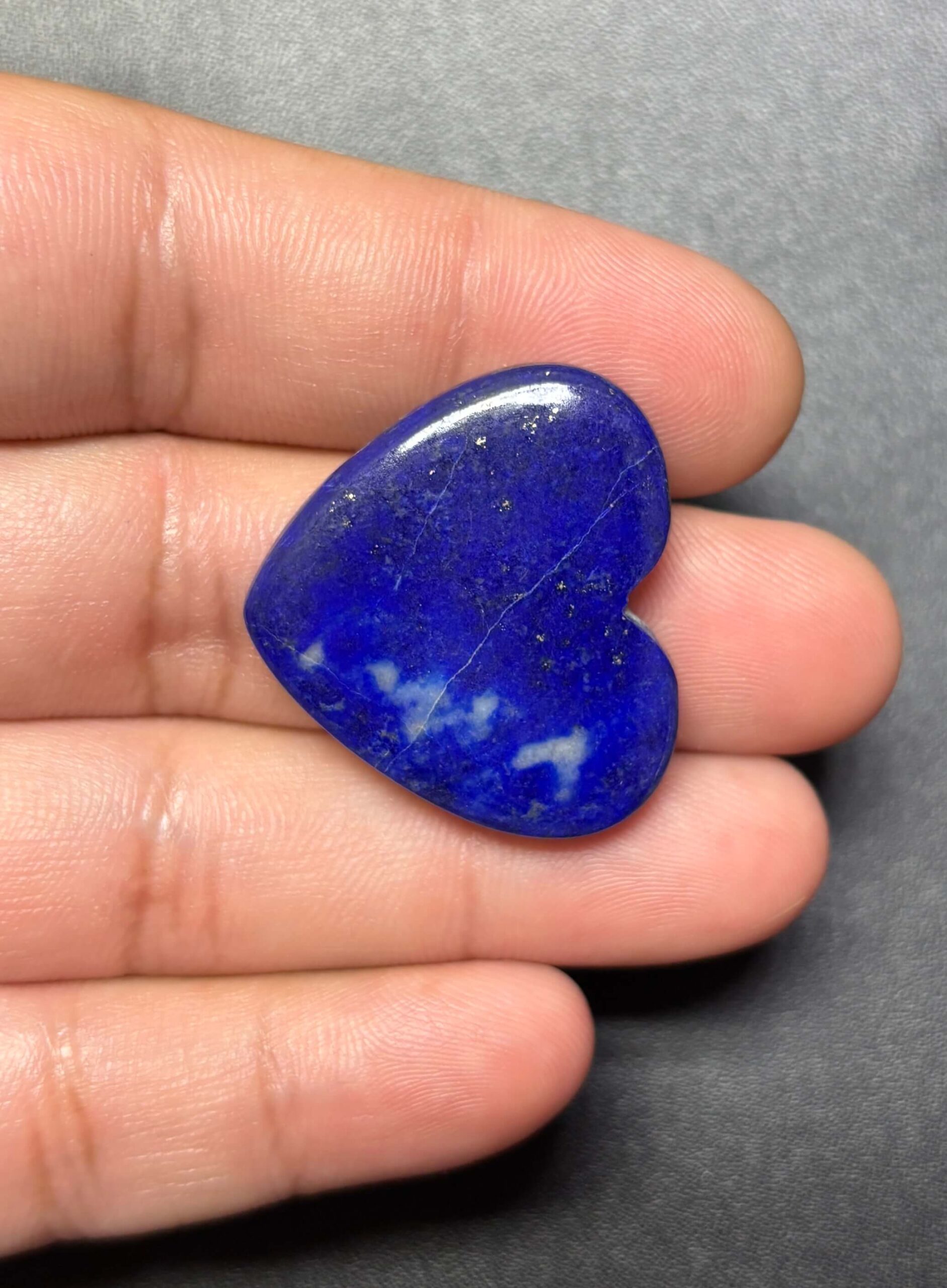 27mm Hand Selected Lapis Lazuli Heart - Image 2
