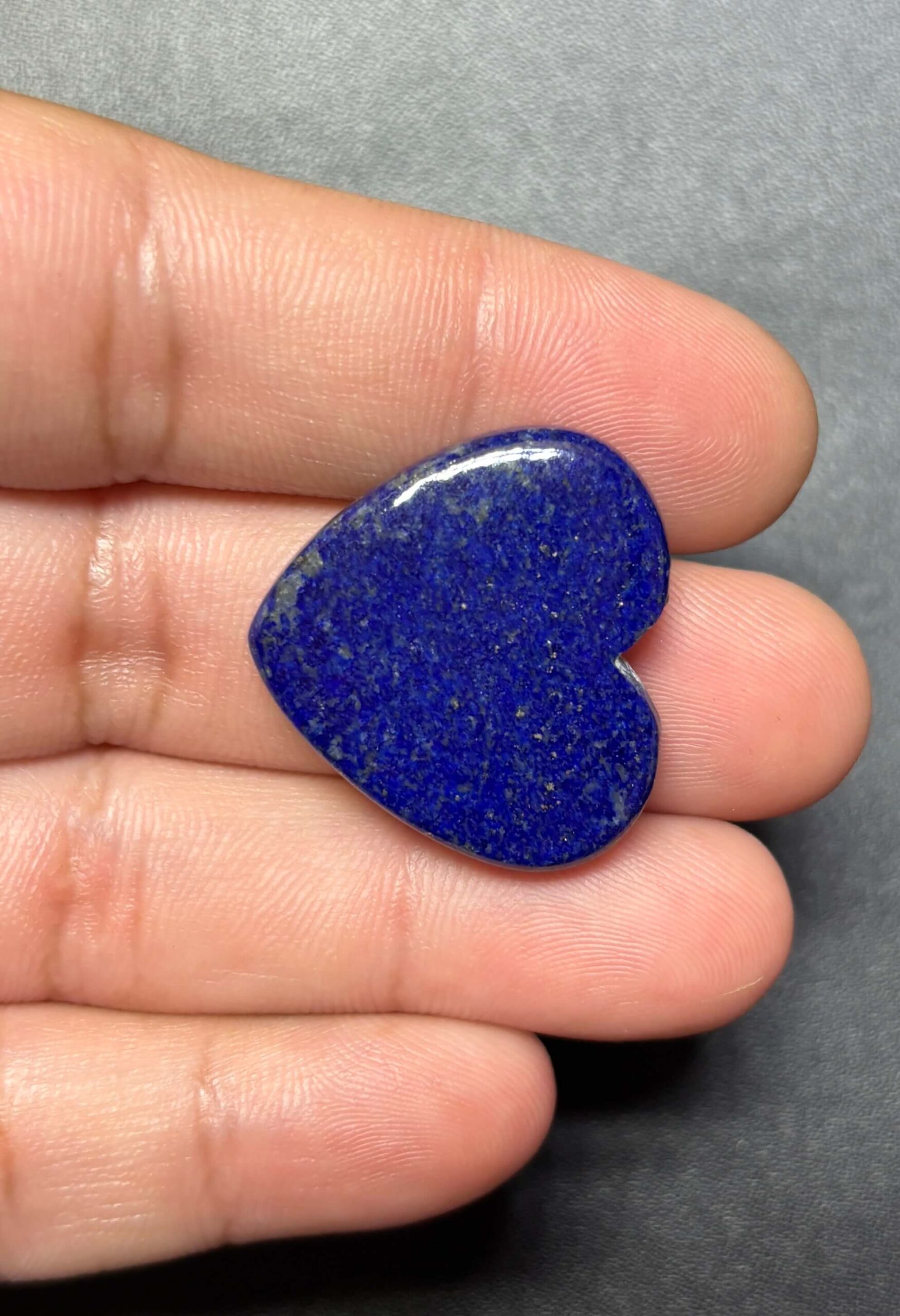 25mm Lapis Lazuli Heart for Micro Macramé - Image 2