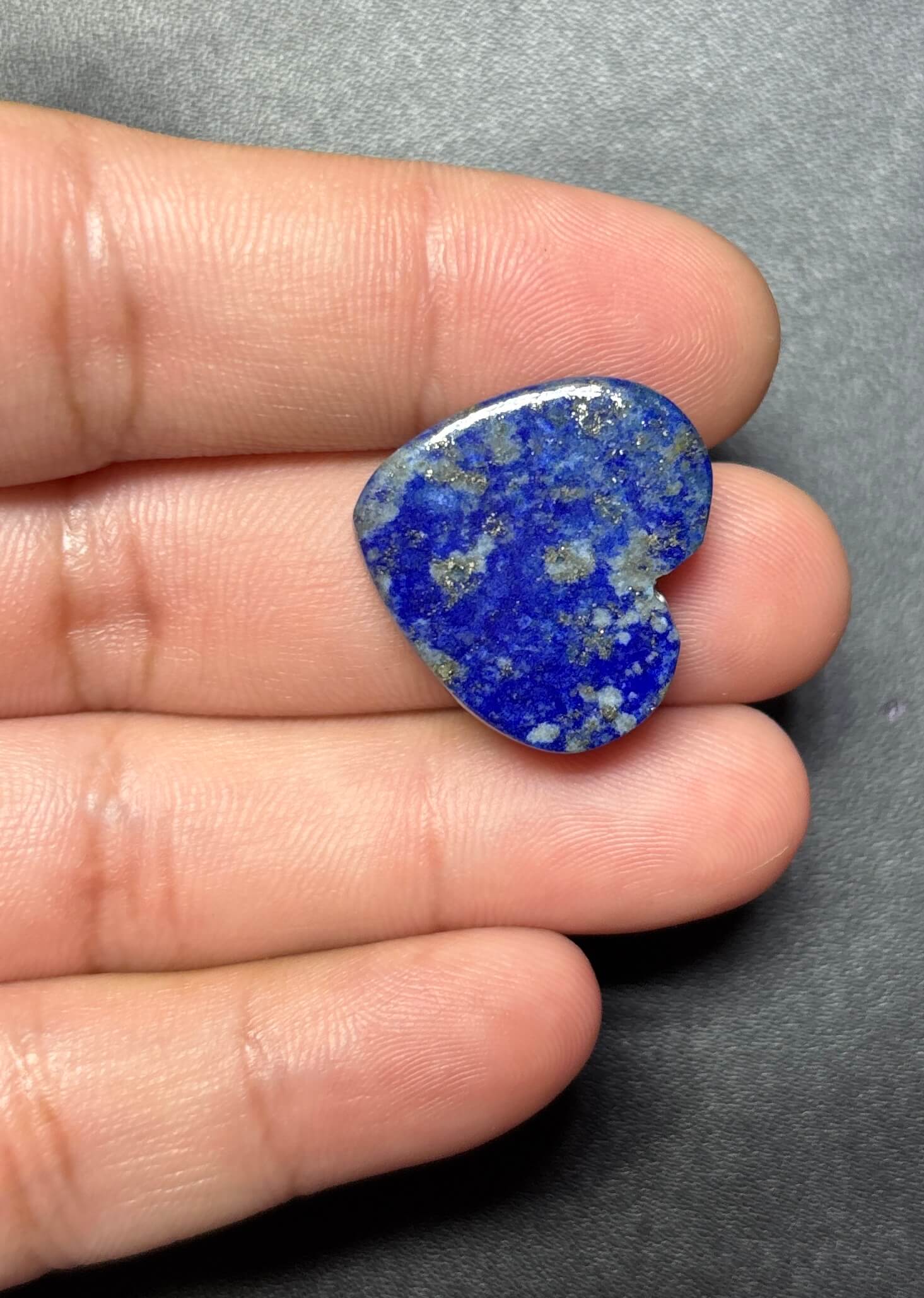 21mm Small Lapis Lazuli Heart Stone - Image 2