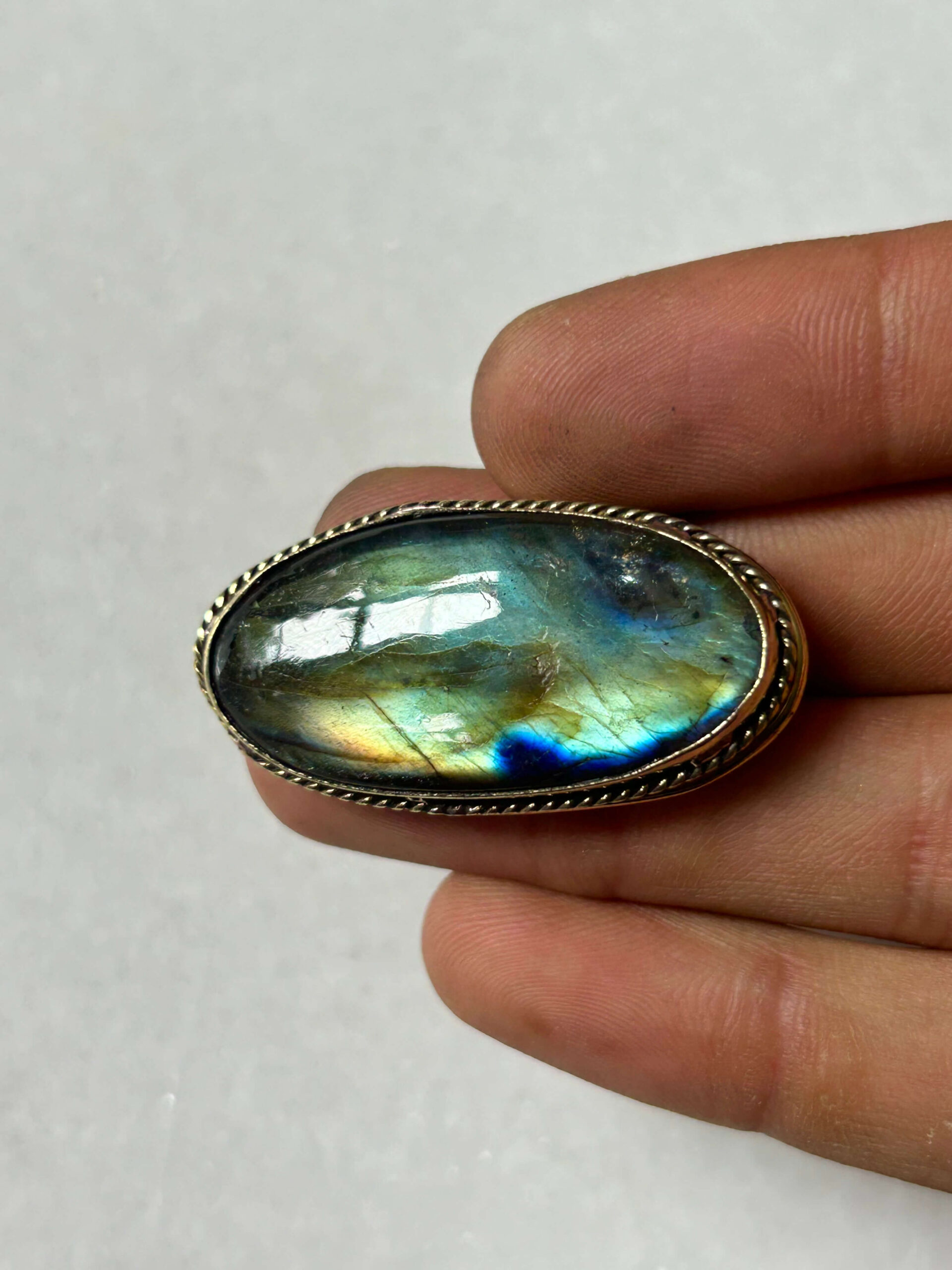 Labradorite Grooved Stone – 40X21mm