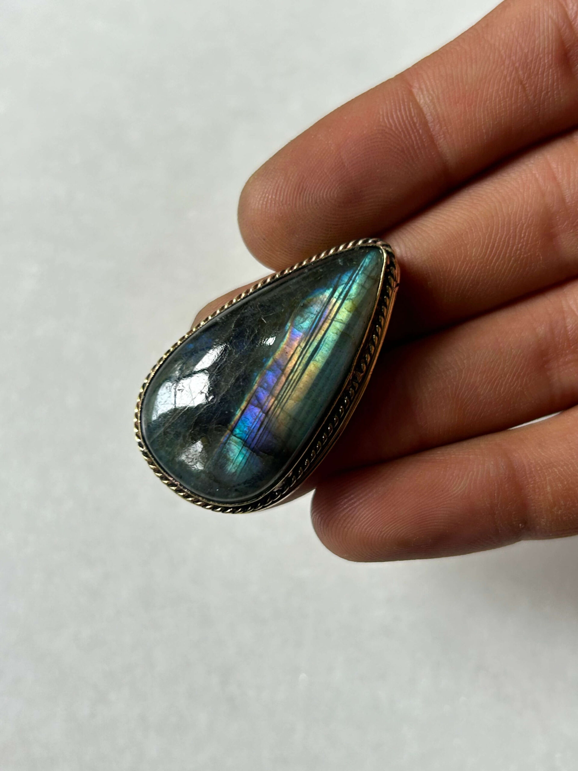 Labradorite Grooved Stone – 39X23mm - Image 2