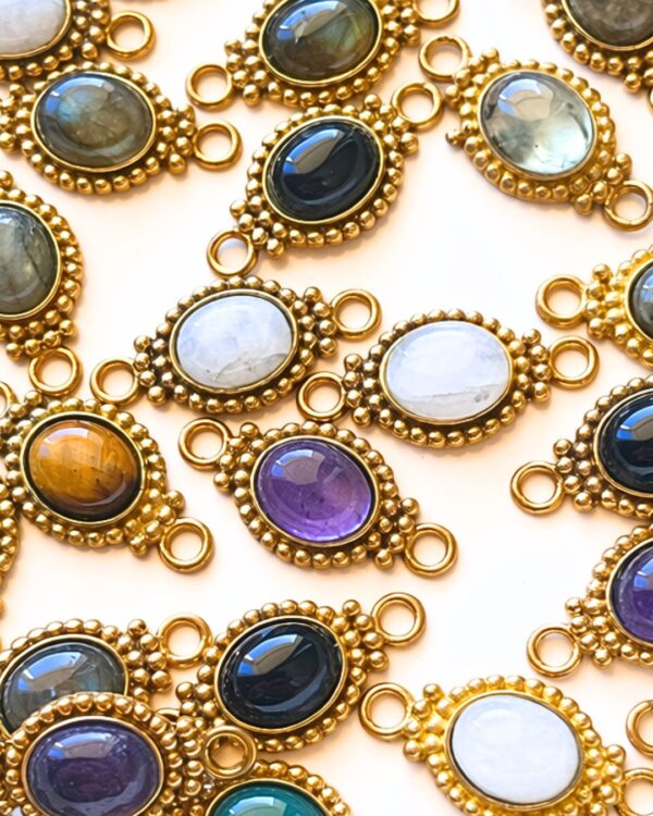 Large Oval Brass Gemstone Connector – 29×14mm