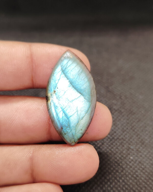 38mm Labradorite Gemstone for Beaded Jewellery