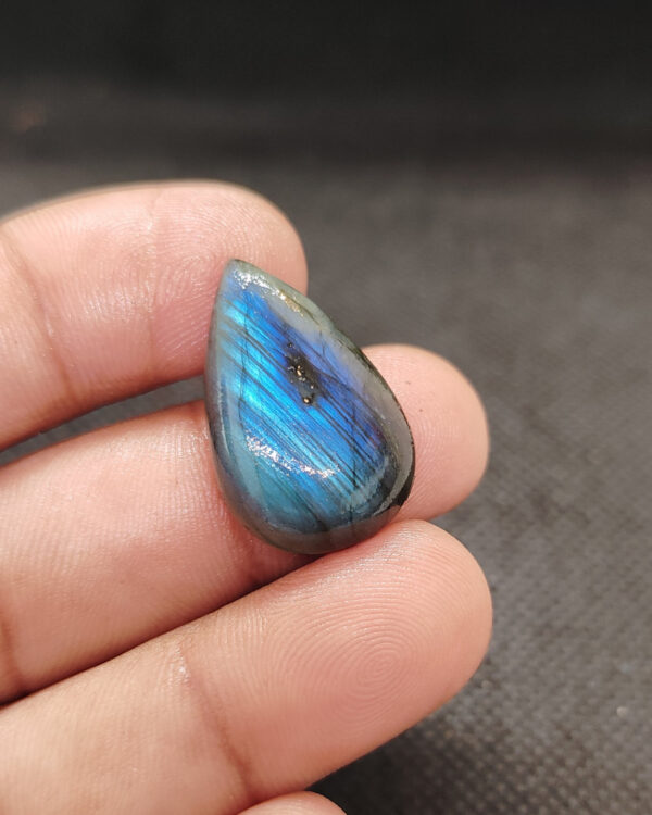 26mm Polished Labradorite Stone for Pendant Making