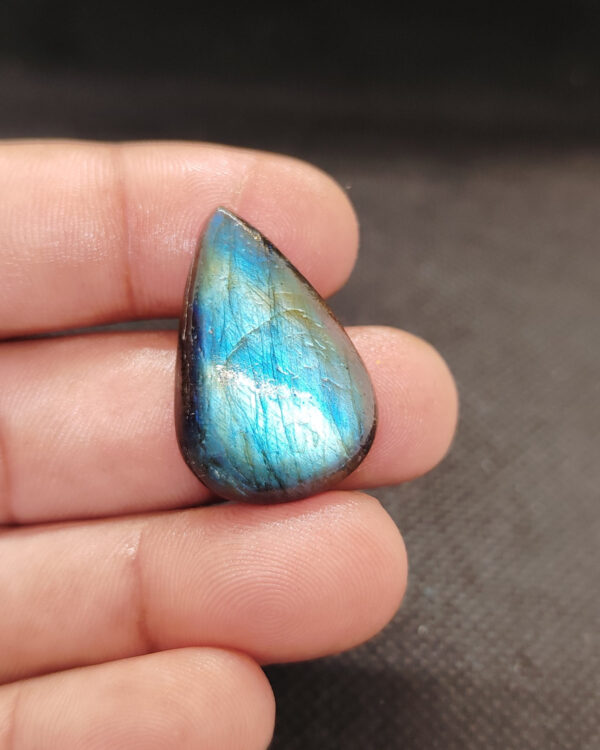 30mm Labradorite Gemstone for Beaded Jewellery