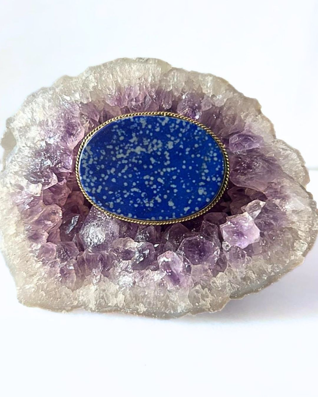 42mm Lapis Lazuli Grooved Stone with Brass Groove