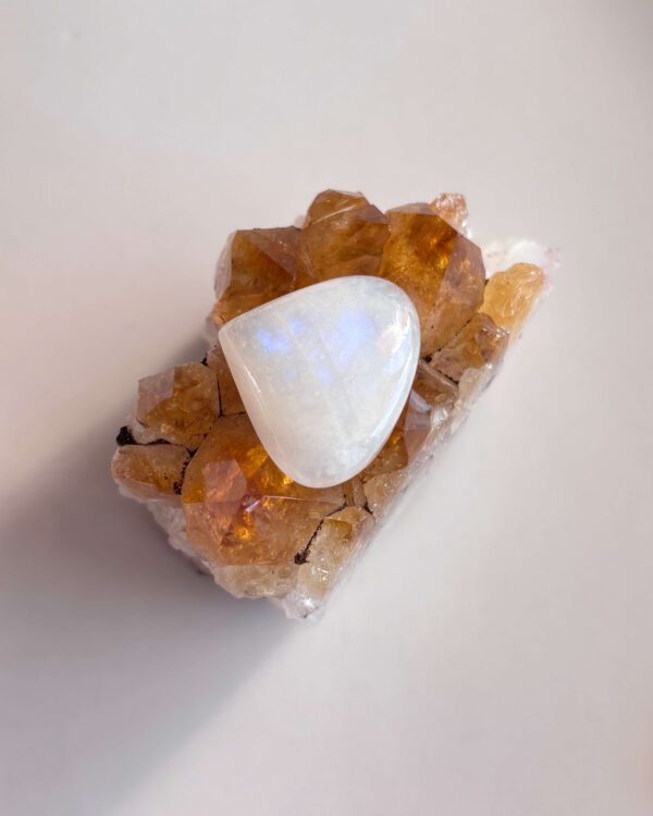 21mm Moonstone Cabochon for Pendant Settings