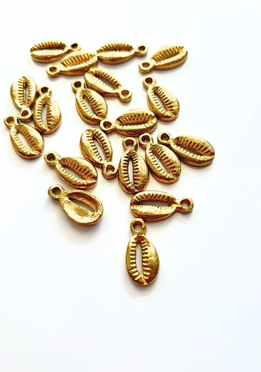 Shell Brass Charms – Pack of 5 Pieces - Image 3