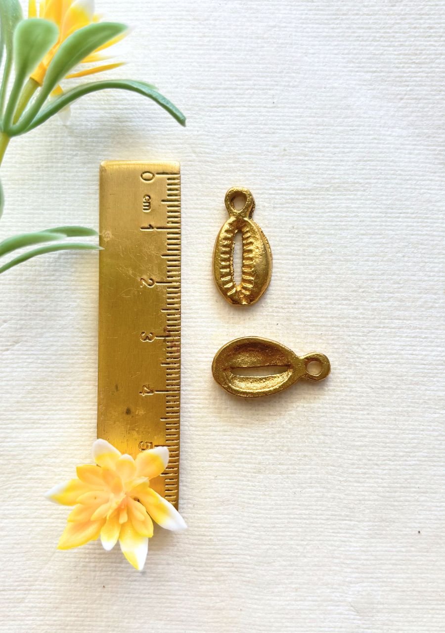 Shell Brass Charms – Pack of 5 Pieces - Image 4
