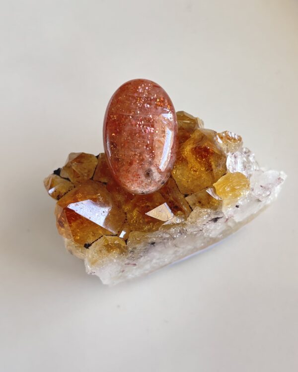 30mm Sunstone Cabochon for Pendant Settings