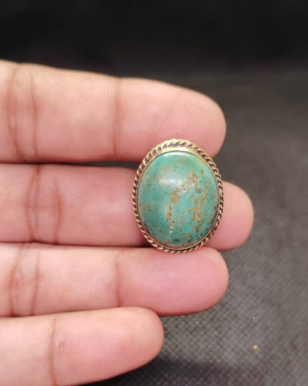 25mm Tibetan Turquoise Grooved Stone