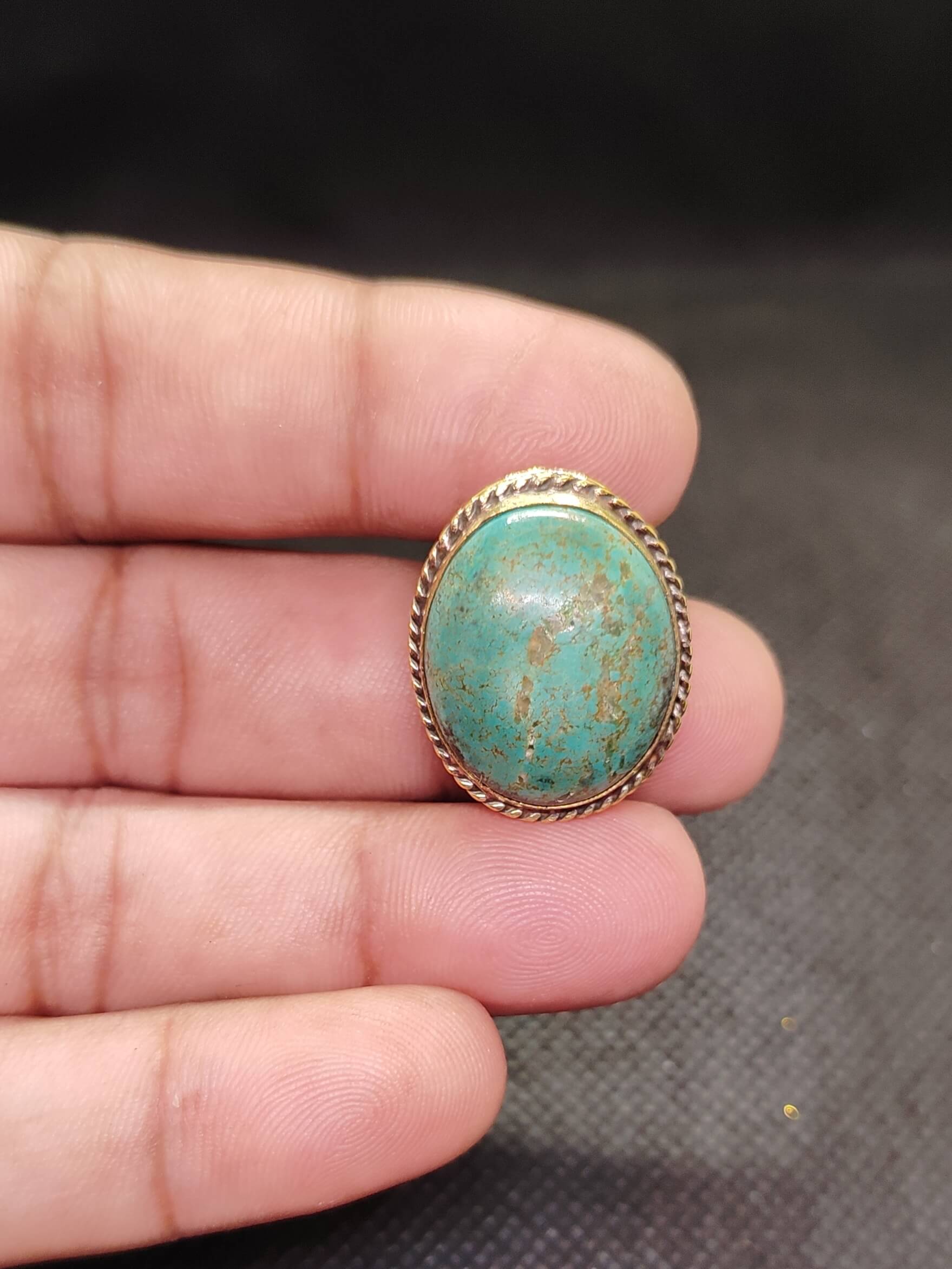 25mm Tibetan Turquoise Grooved Stone