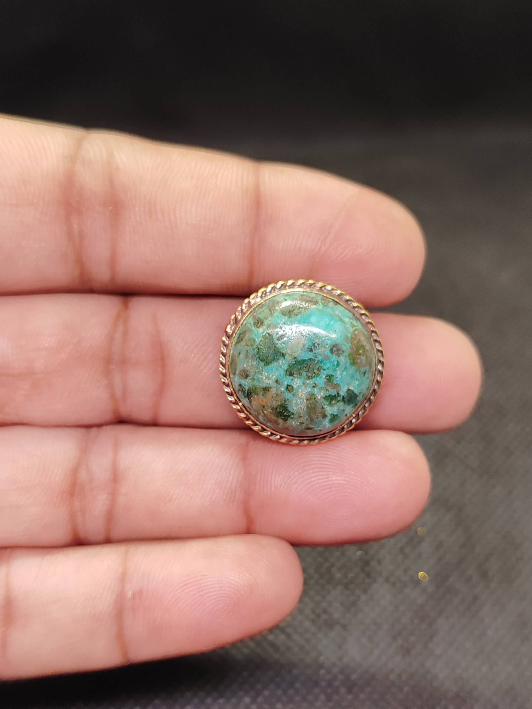 22mm Tibetan Turquoise Grooved Stone
