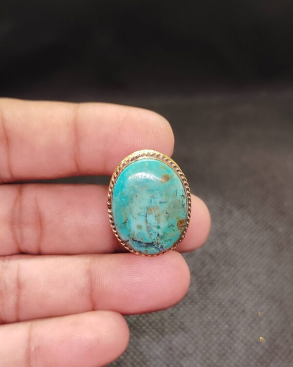 26mm Tibetan Turquoise Grooved Stone