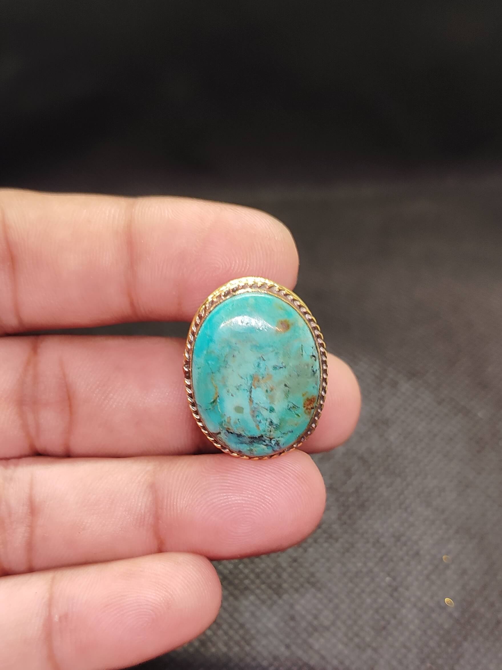 26mm Tibetan Turquoise Grooved Stone