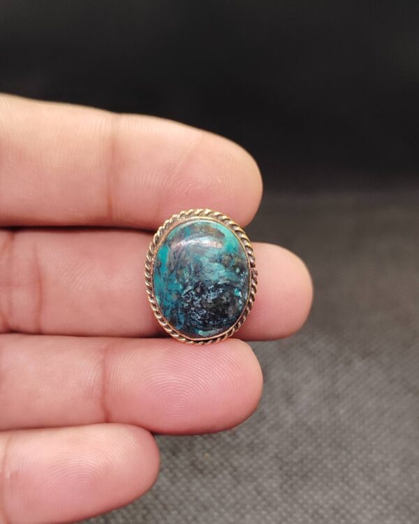21mm Tibetan Turquoise Grooved Stone
