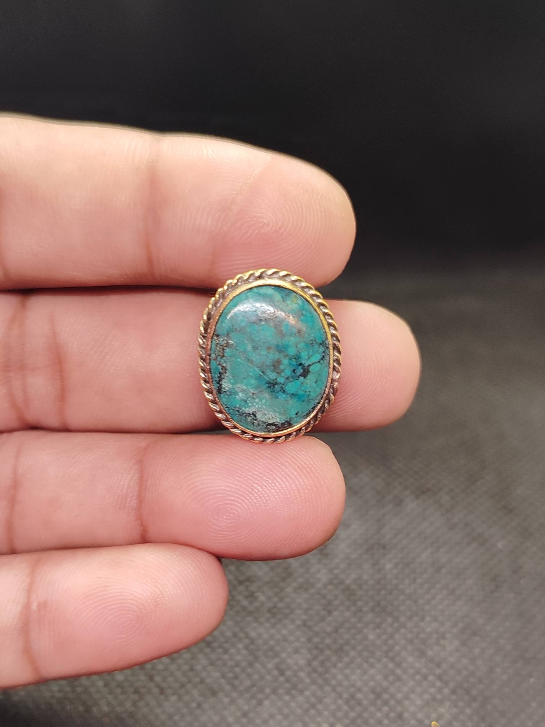 20mm Tibetan Turquoise Grooved Stone