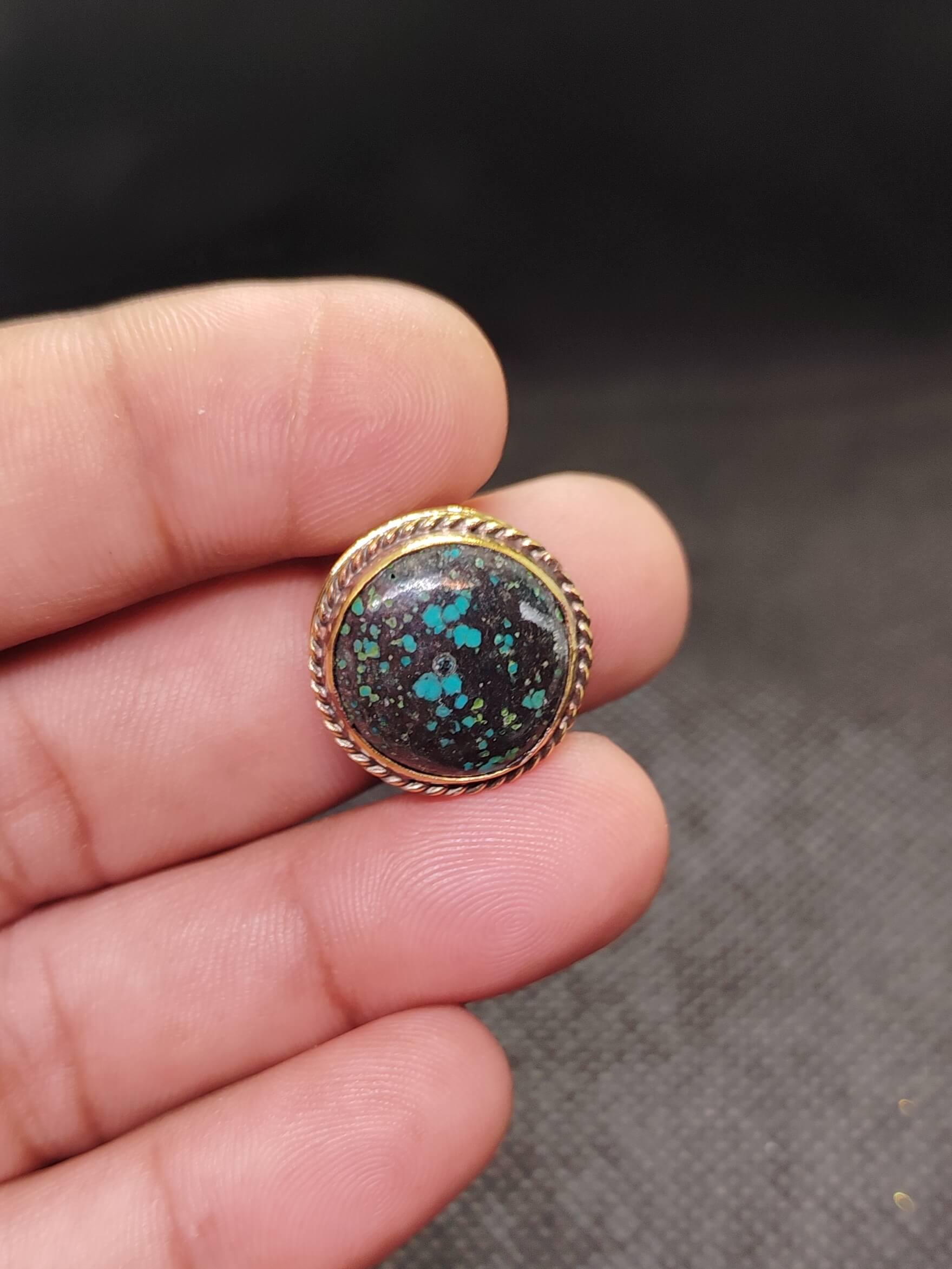 19mm Tibetan Turquoise Grooved Stone - Image 2