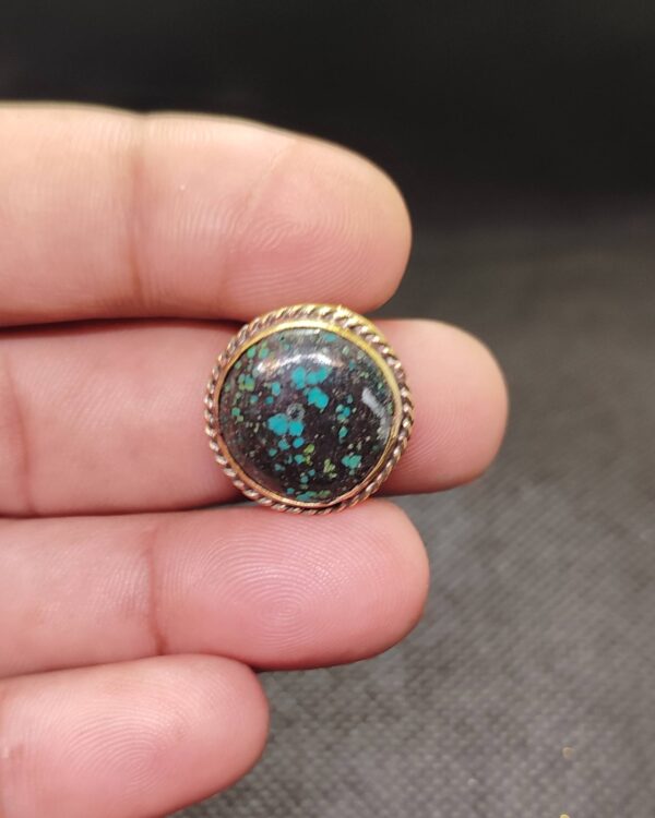 19mm Tibetan Turquoise Grooved Stone