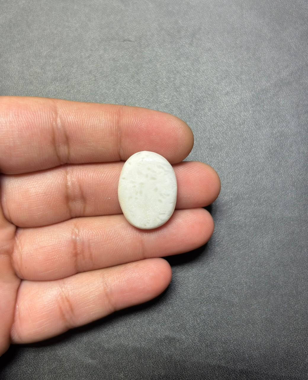 24mm White Scolecite Grooved Gemstone