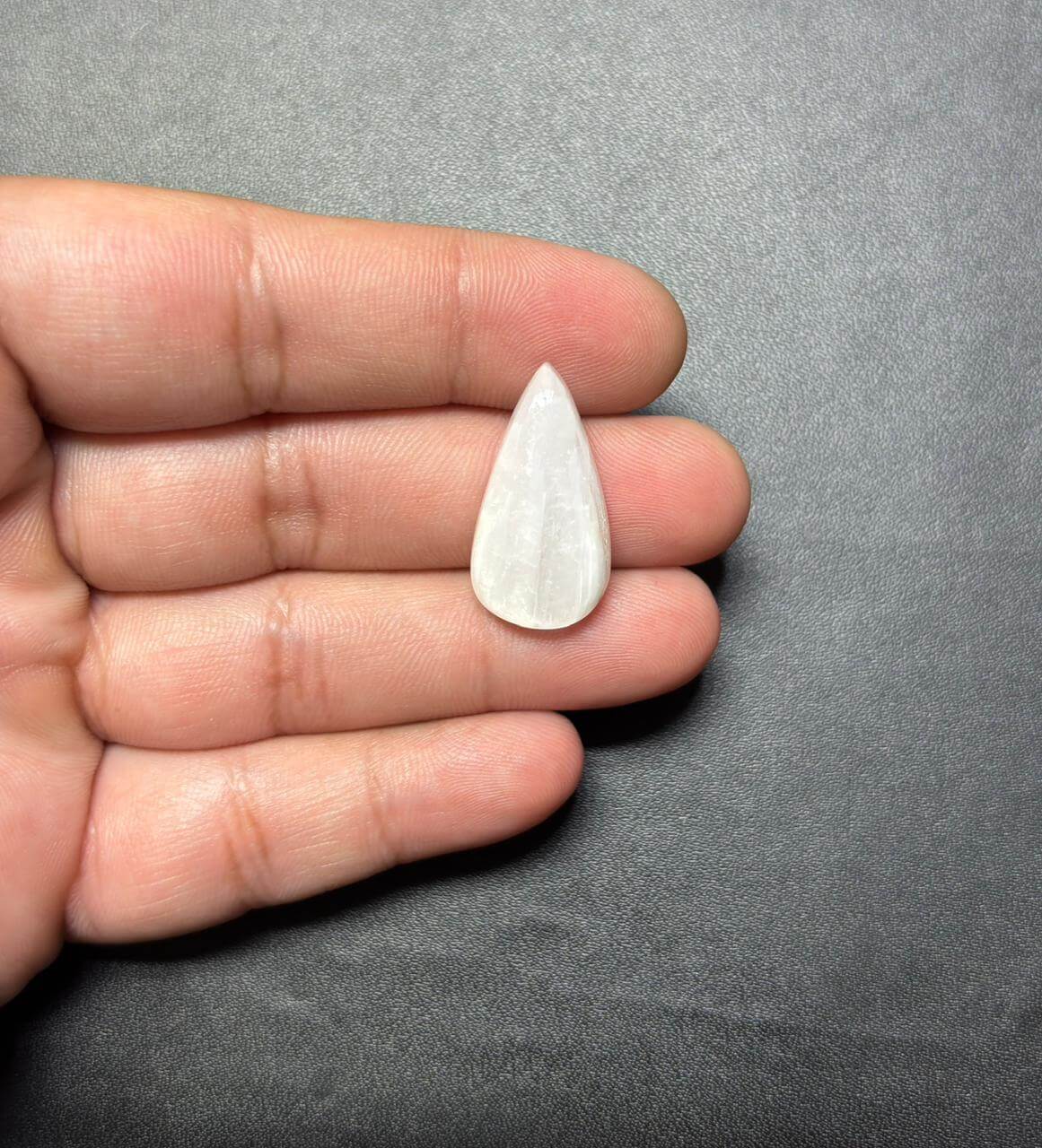 26mm White Scolecite Natural Stone Pendant