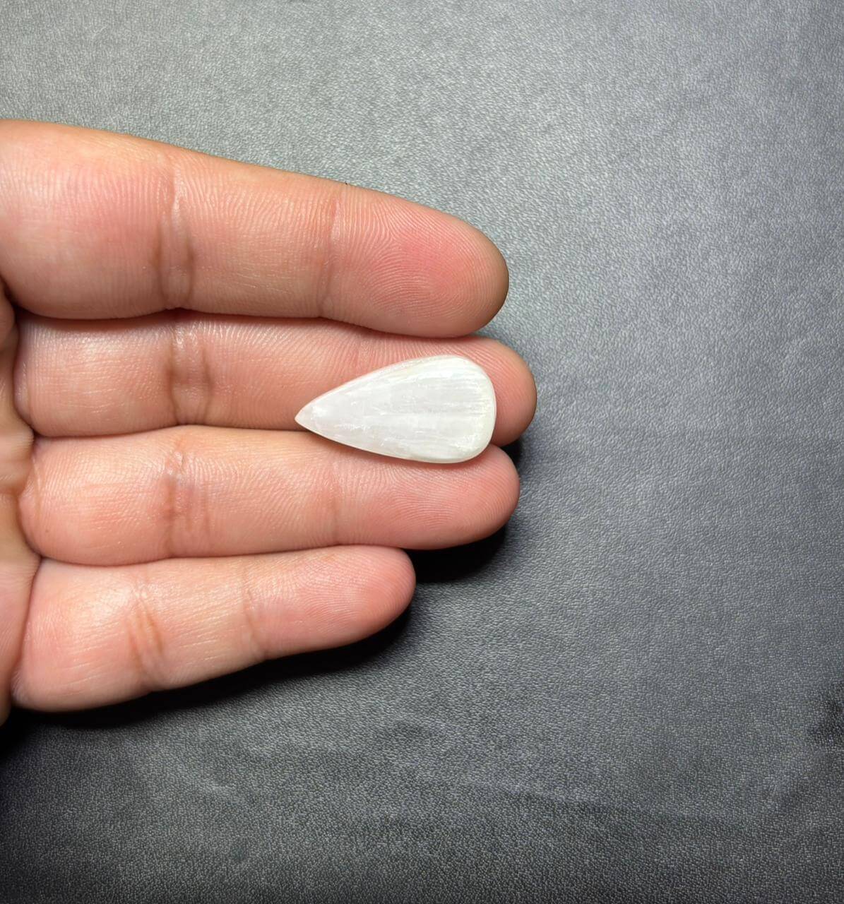 26mm White Scolecite Natural Stone Pendant - Image 2