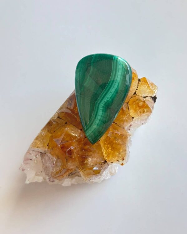 34mm Malachite Stone for Wire Wrapping