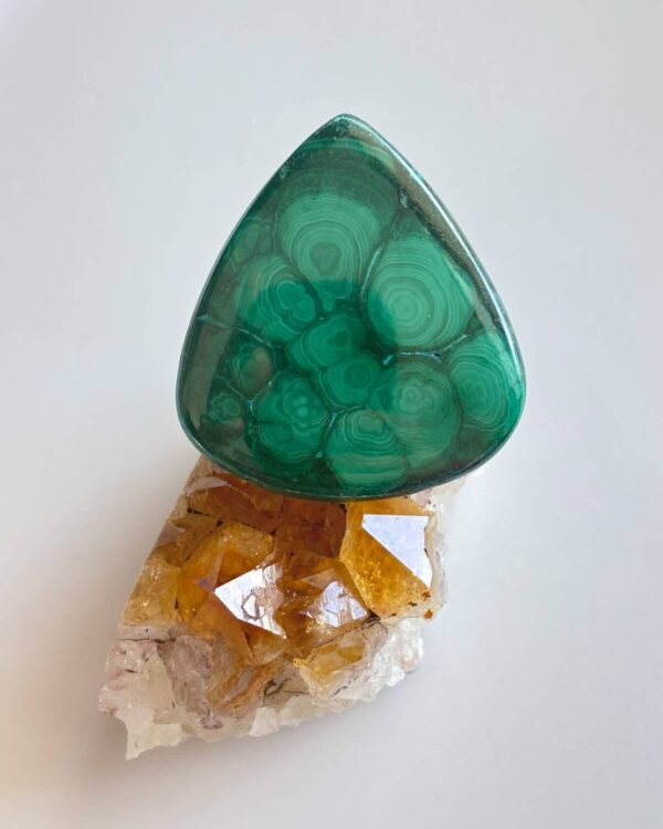 44mm Malachite Stone for Macramé