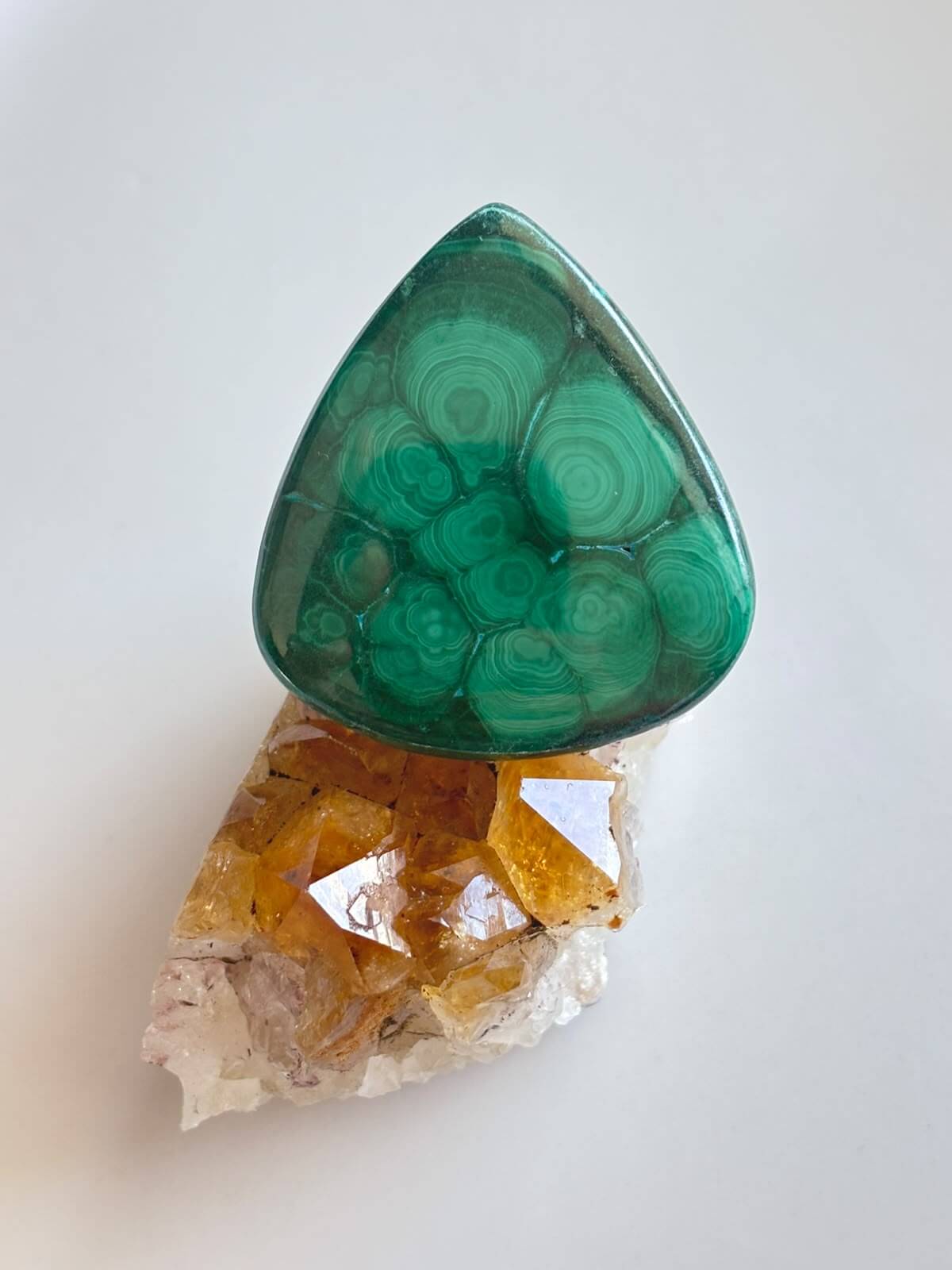 44mm Malachite Stone for Macramé