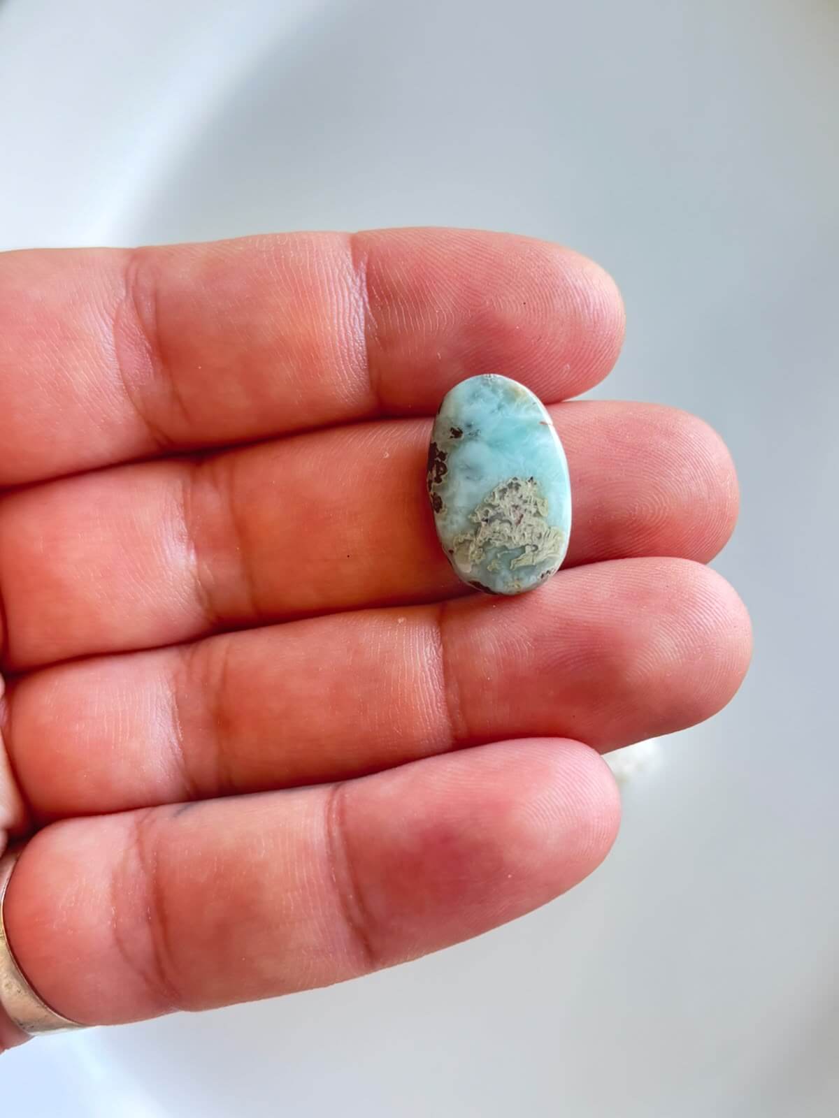 22mm Larimar Gemstone for Macramé Projects - Image 2