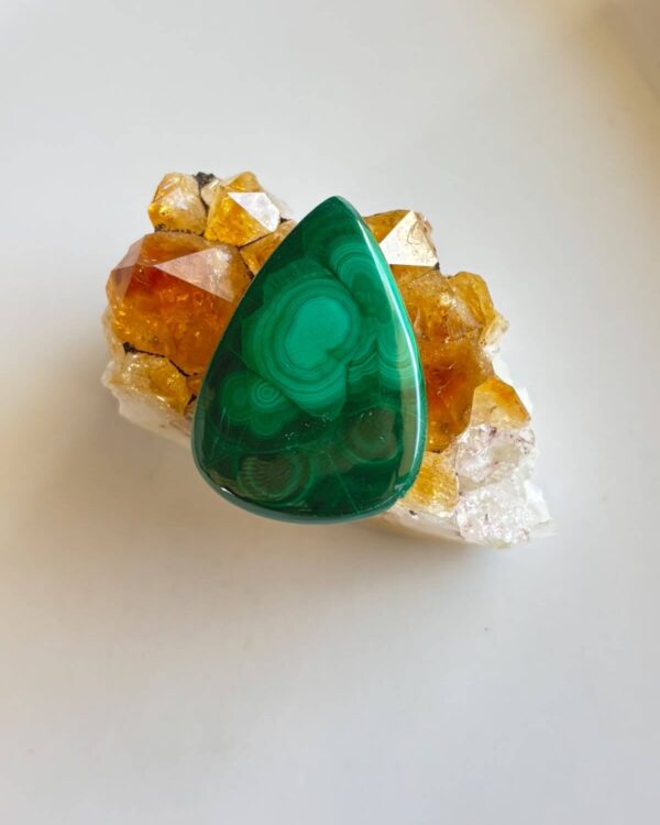 39mm Malachite Stone for Creative Jewellery
