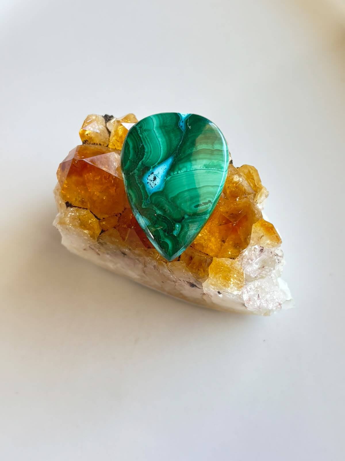 33mm Malachite Gemstone for Jewellery Making