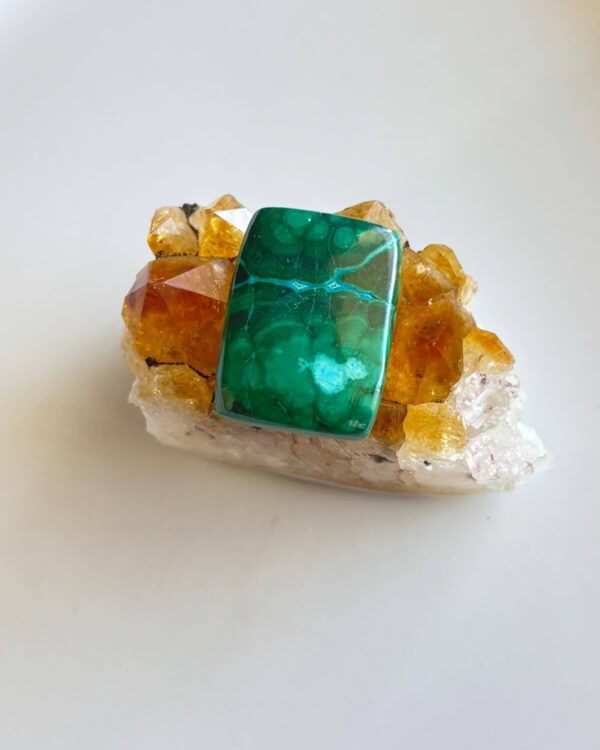 29mm Malachite Stone for Macramé