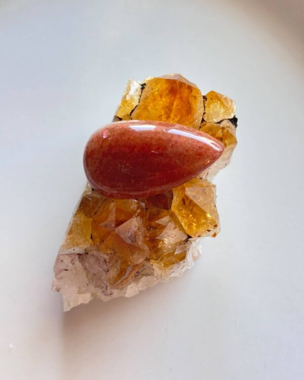 32mm Sunstone Gemstone for Wire Wrapped Designs