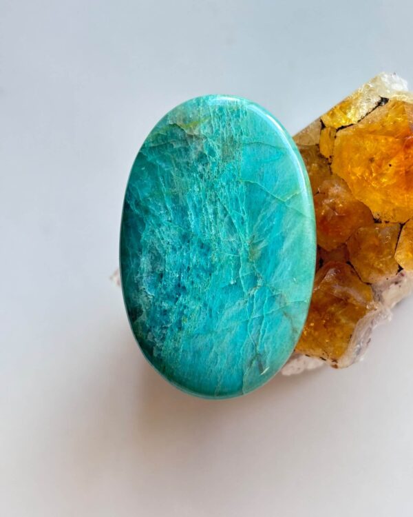 44mm Shattuckite Cabochon – Grand Horizon