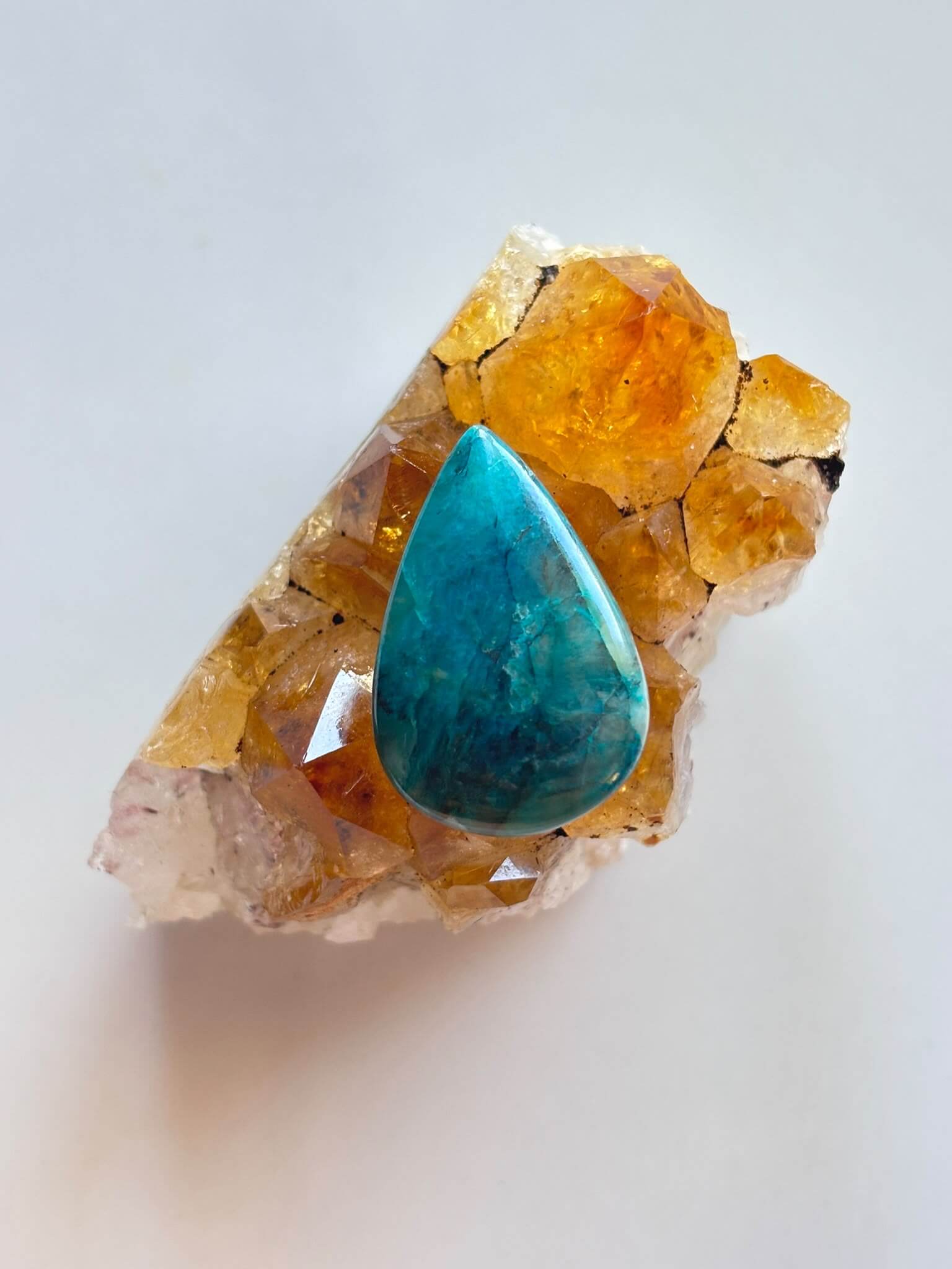 28mm Shattuckite Cabochon – Ocean Echo