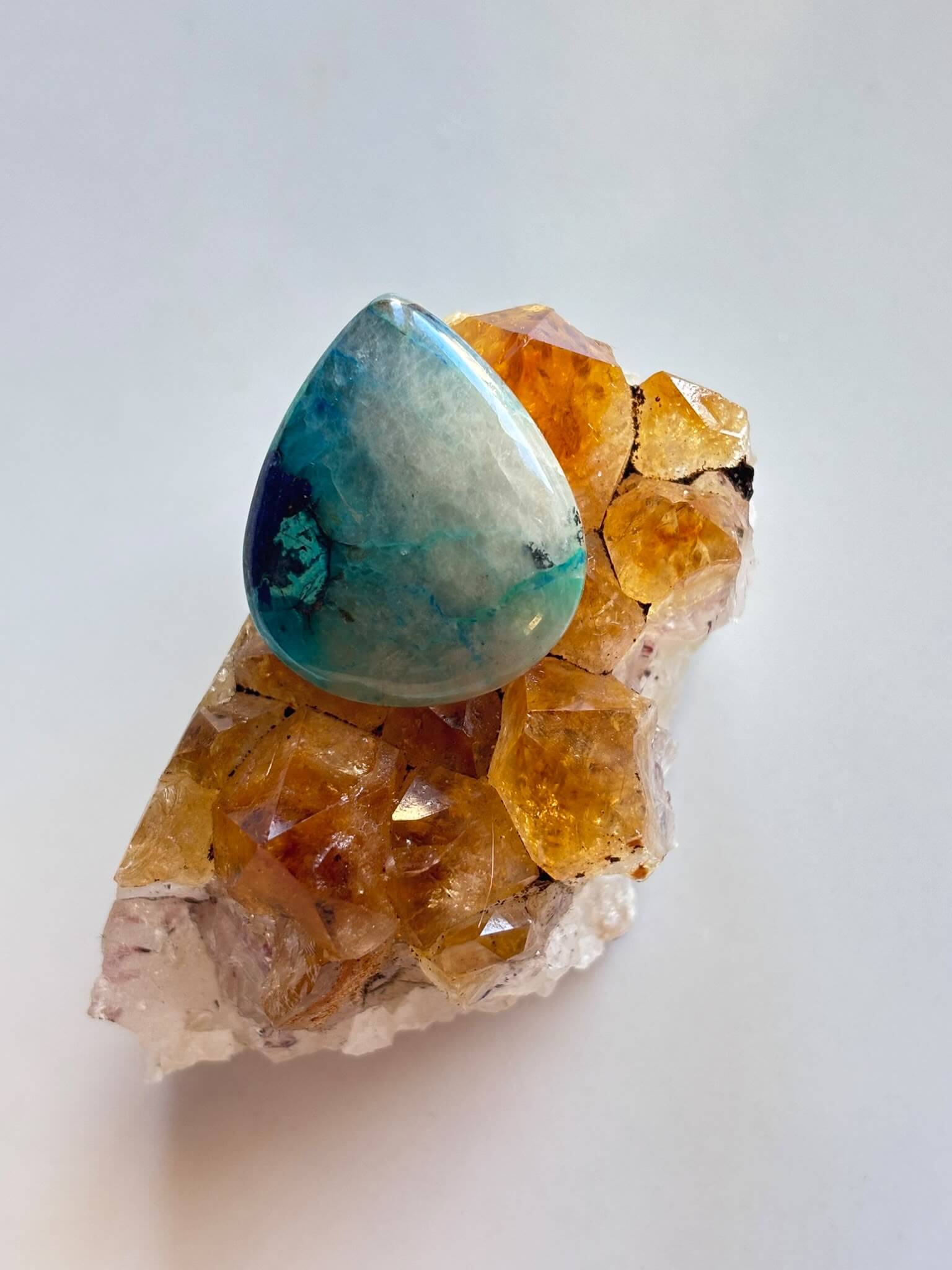 28mm Shattuckite Cabochon – Ocean Whisper