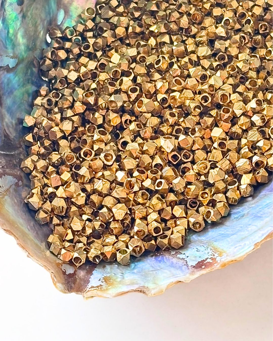2.5mm Brass Diamond Cut Beads – 10g - Image 4