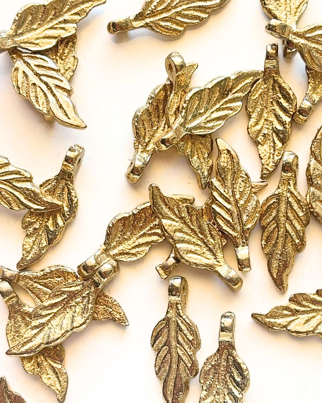 Feather Brass Charms – Pack of 5 Pieces - Image 3