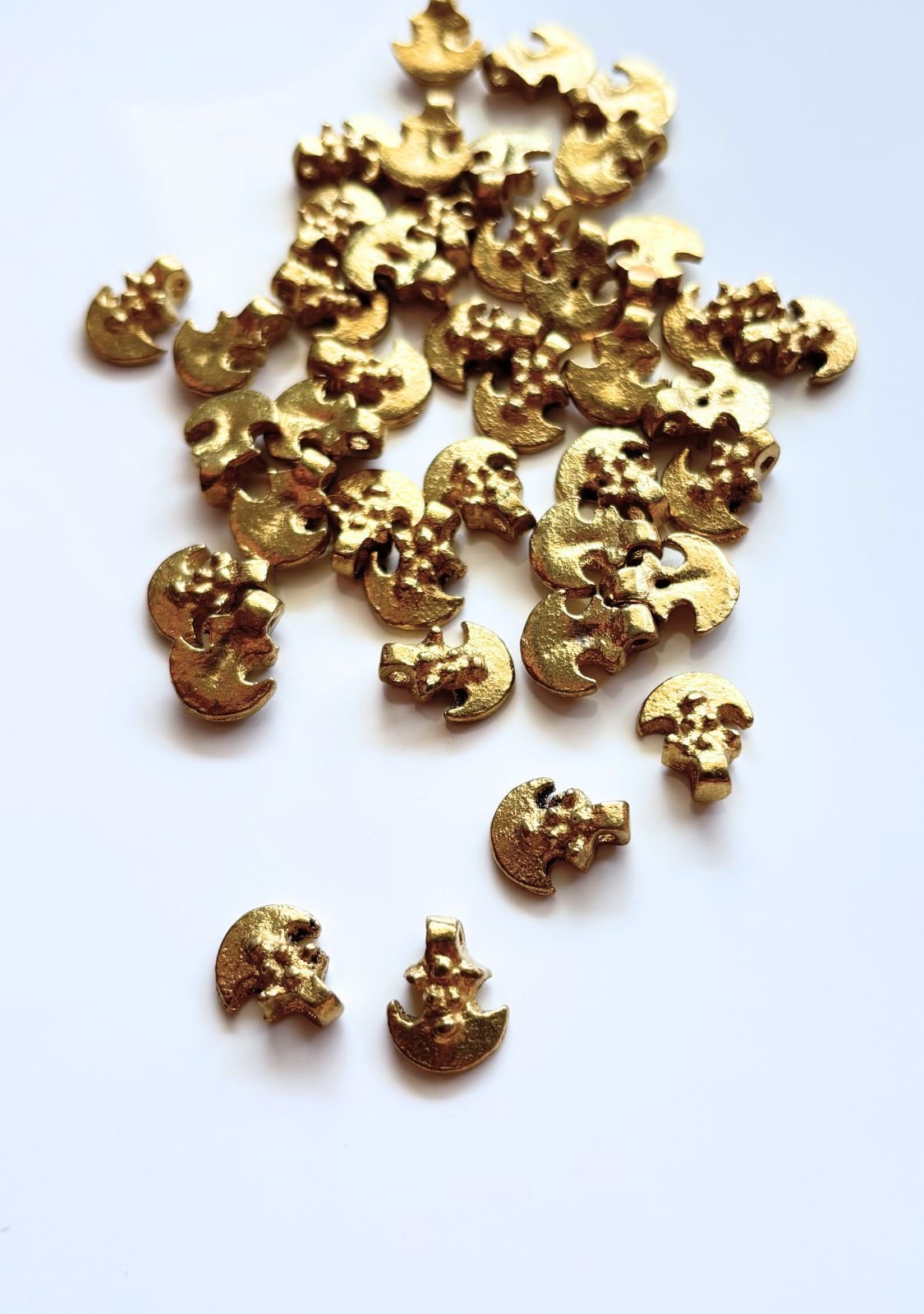 Brass Anchor Charms – Pack of 10 Pieces