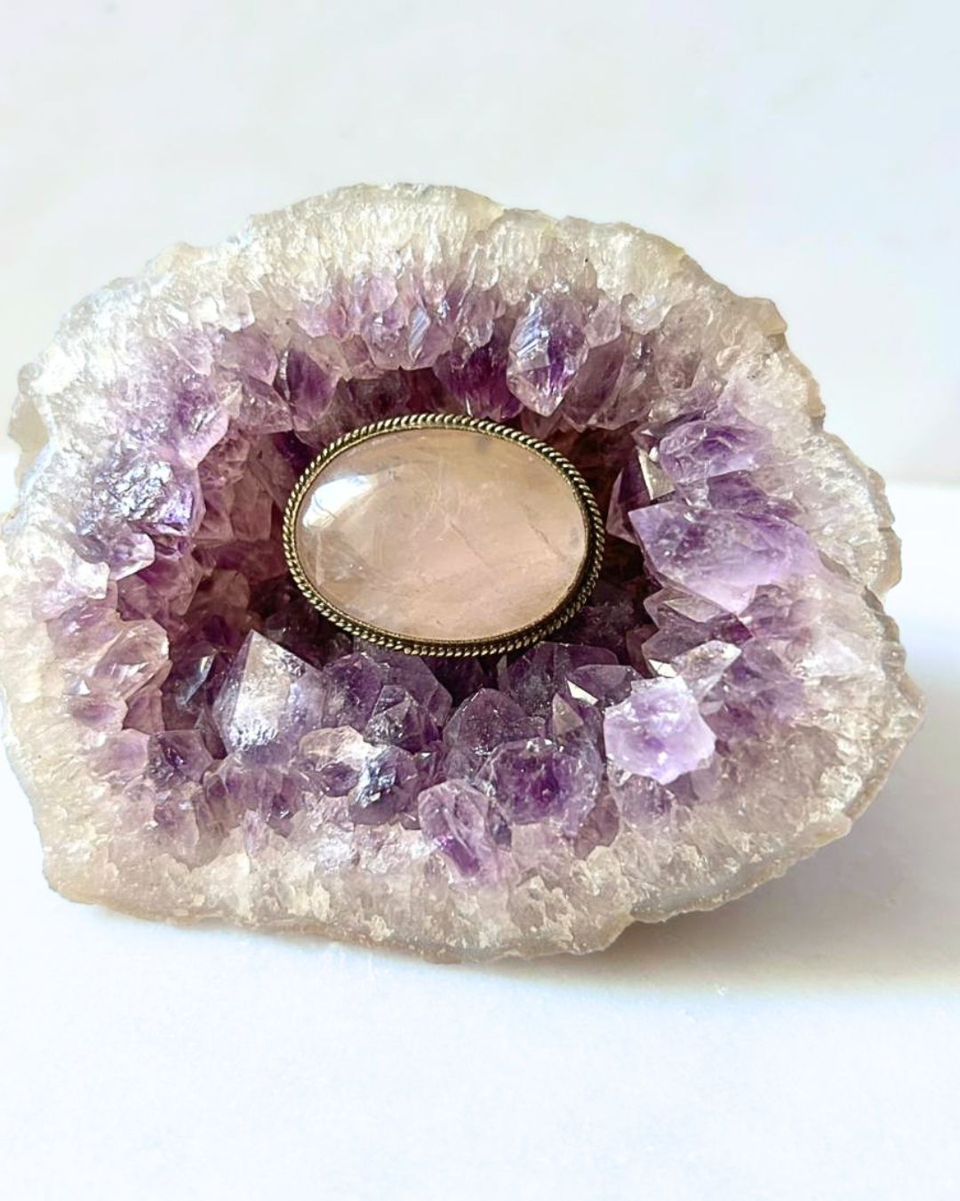 37mm Rose Quartz Grooved Stone