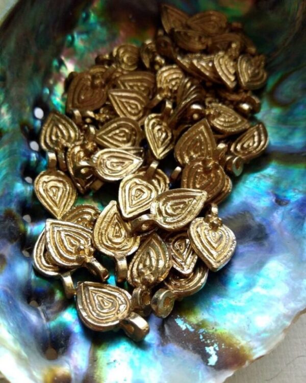 Drop Brass Charms – Pack of 10 Pieces