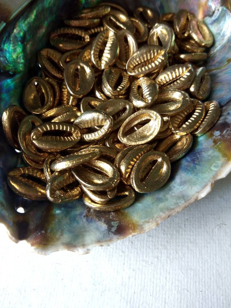 17mm Shell Brass Charms – Pack of 5 Pieces