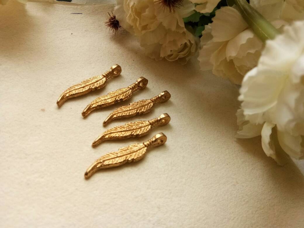 Feather Brass Charms – Pack of 10 Pieces - Image 3