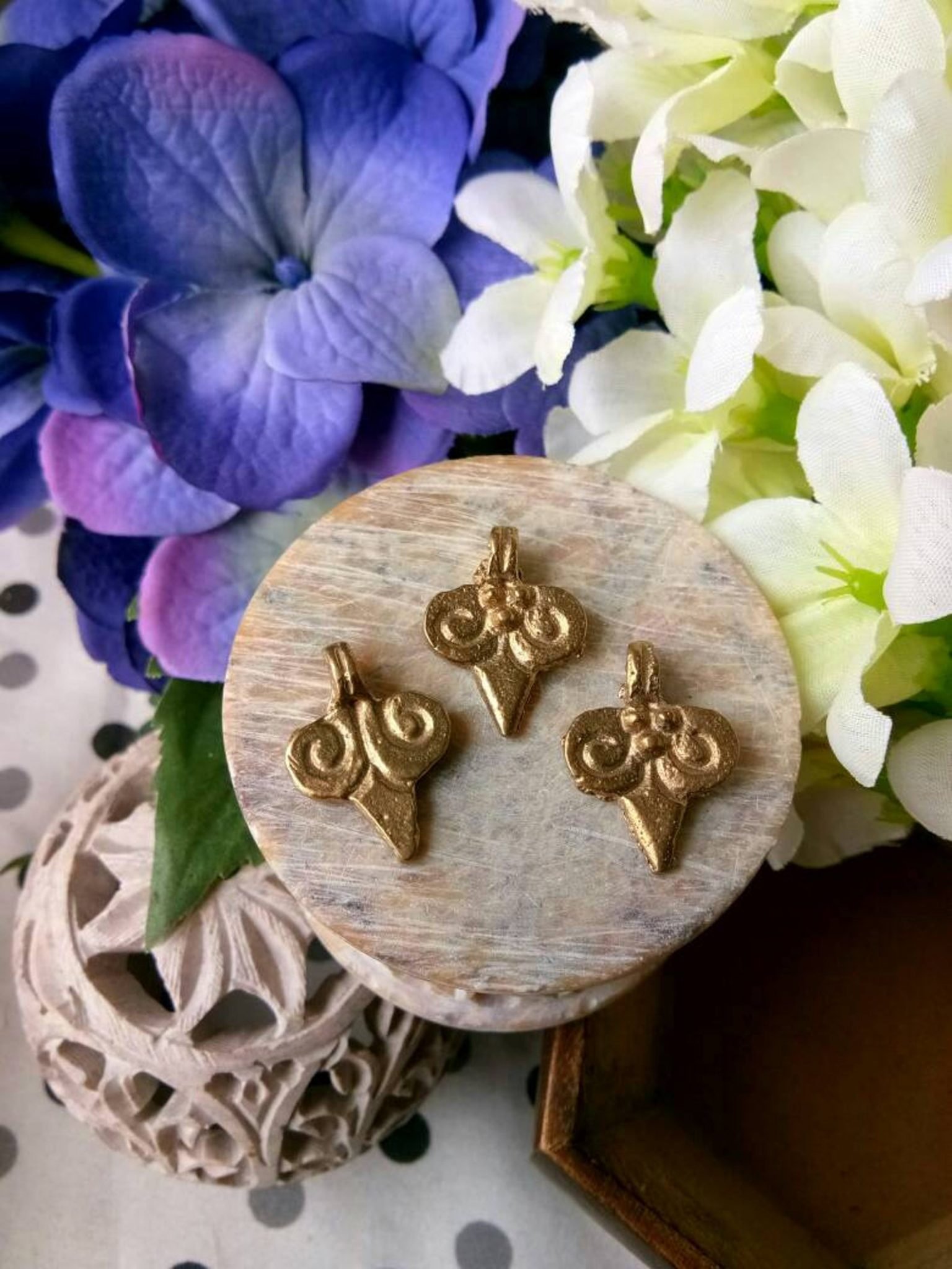 Spiral Ram Horn Brass Charms – Pack of 5 Pieces - Image 2